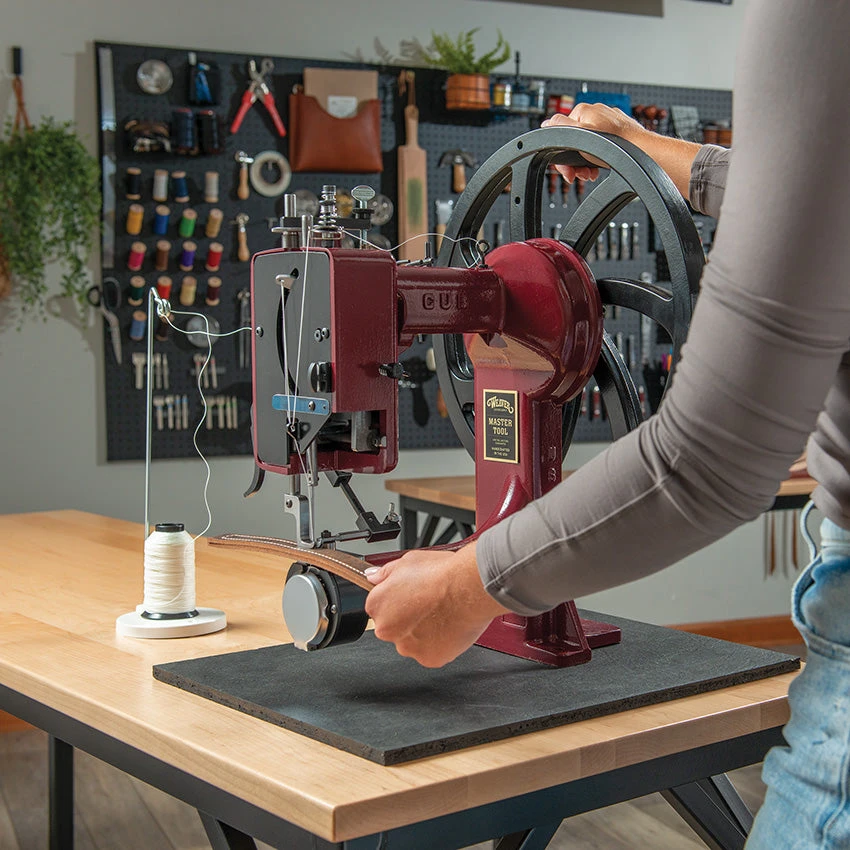 Master Tool Cub Manual Leather Sewing Machine, Aluminum - Image 6