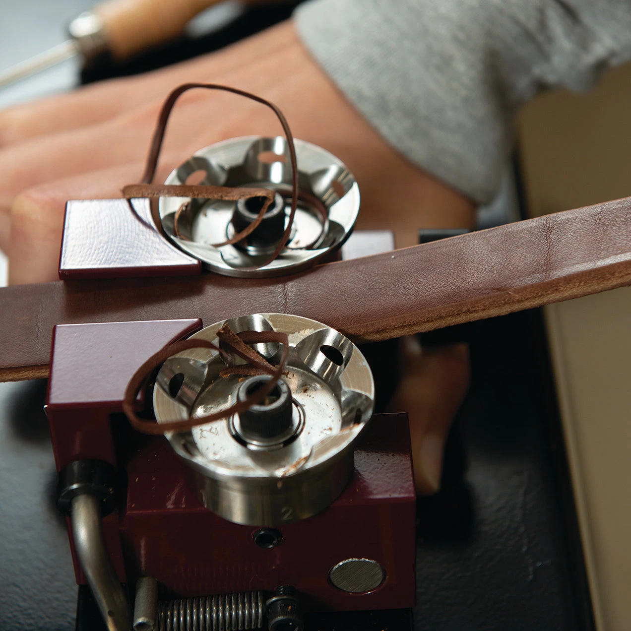 Master Tool EZ Edge Strap Beveler - Image 3