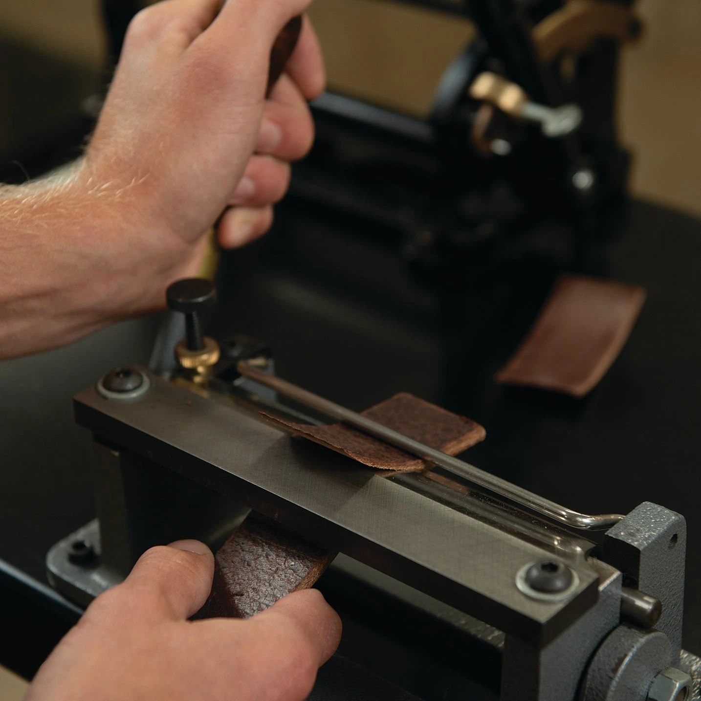 Economy Heritage® Leather Skiver - Image 2