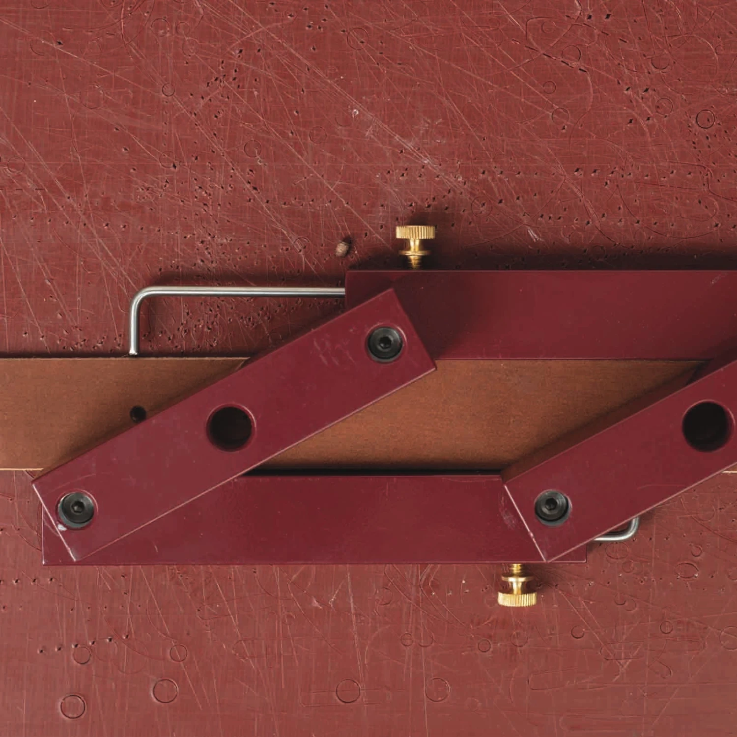 Master Tool Self-Centering Guide For Punches - Image 4