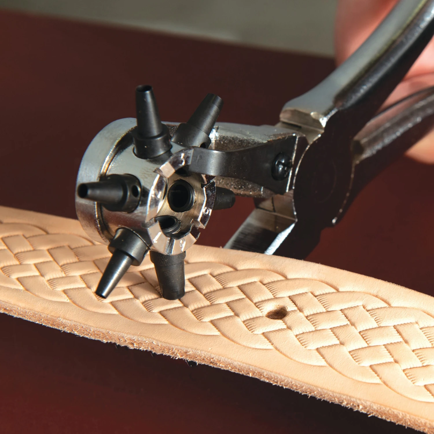 Heavy Duty Revolving Head Punch - Image 2