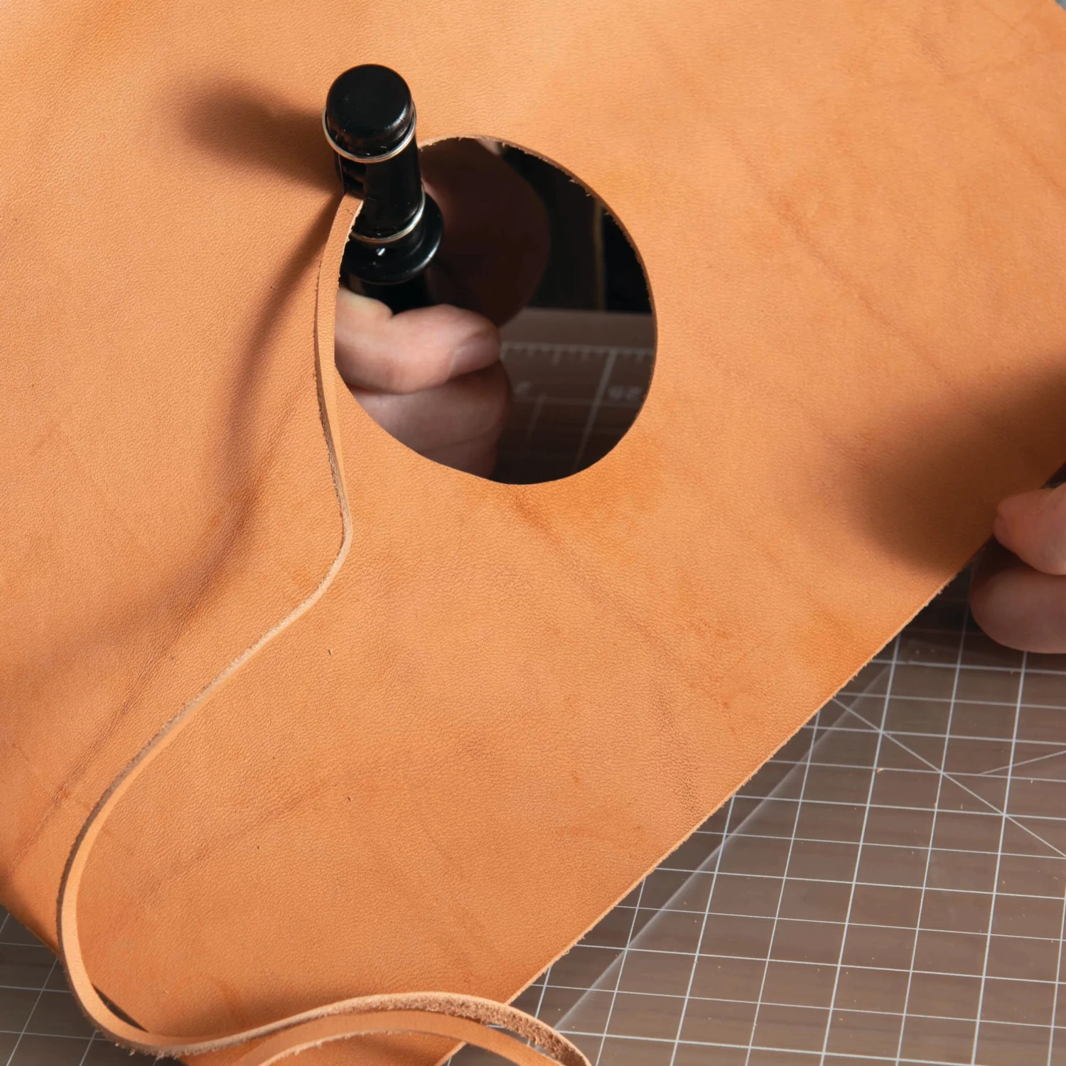 Lace Maker - Image 2