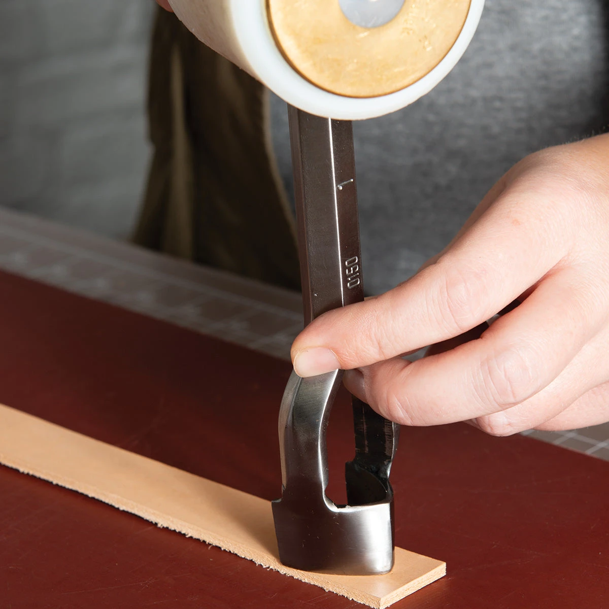 English Point Strap End Punch - Image 11