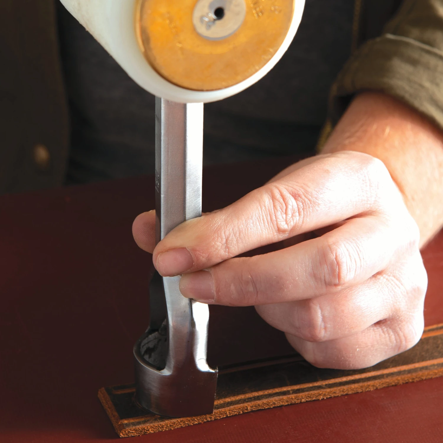 Round Point Strap End Punch - Image 2