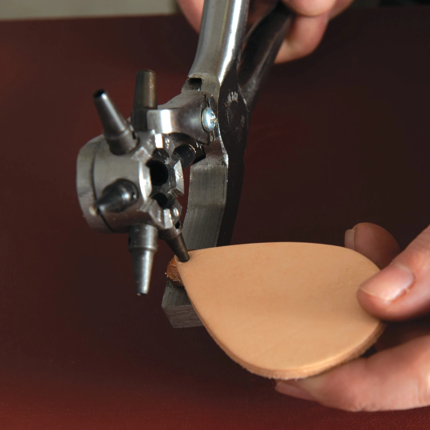 Revolving Punch, C.S. Osborne 155 - Image 2