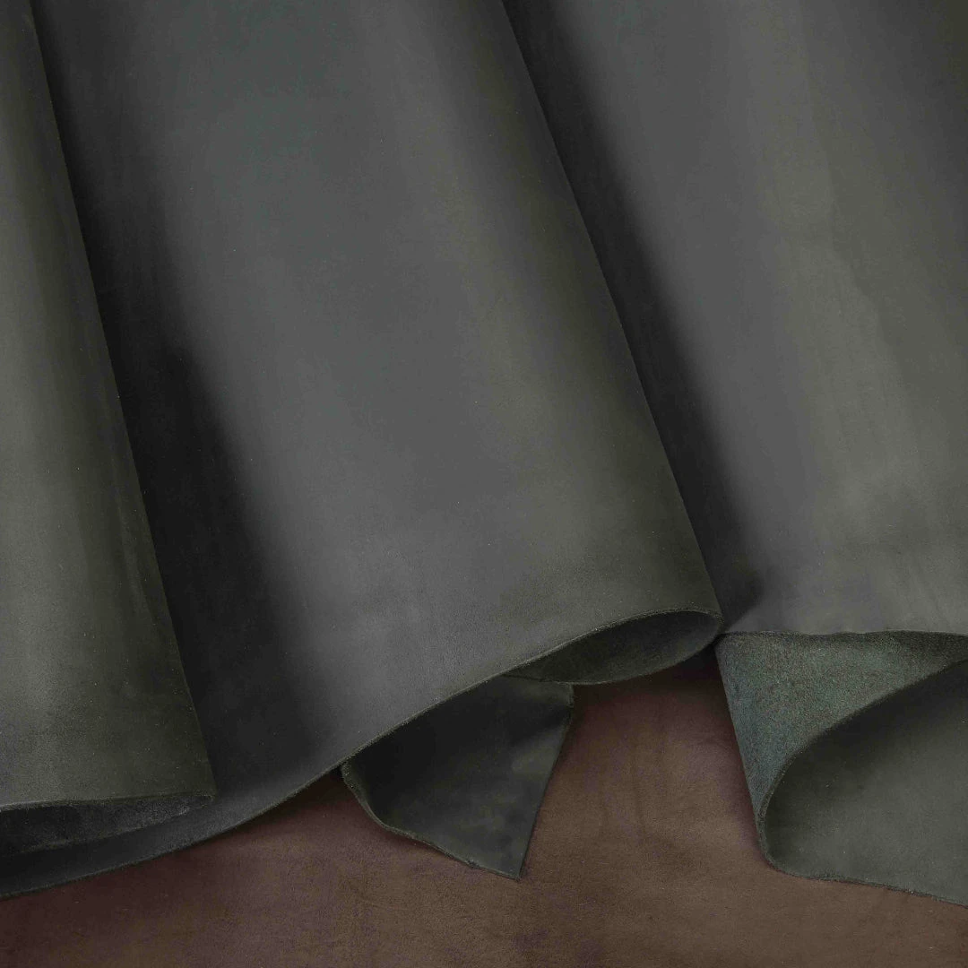 Pioneer Chrome Oil Tanned Top Grain Leather Side, 6-7 Oz