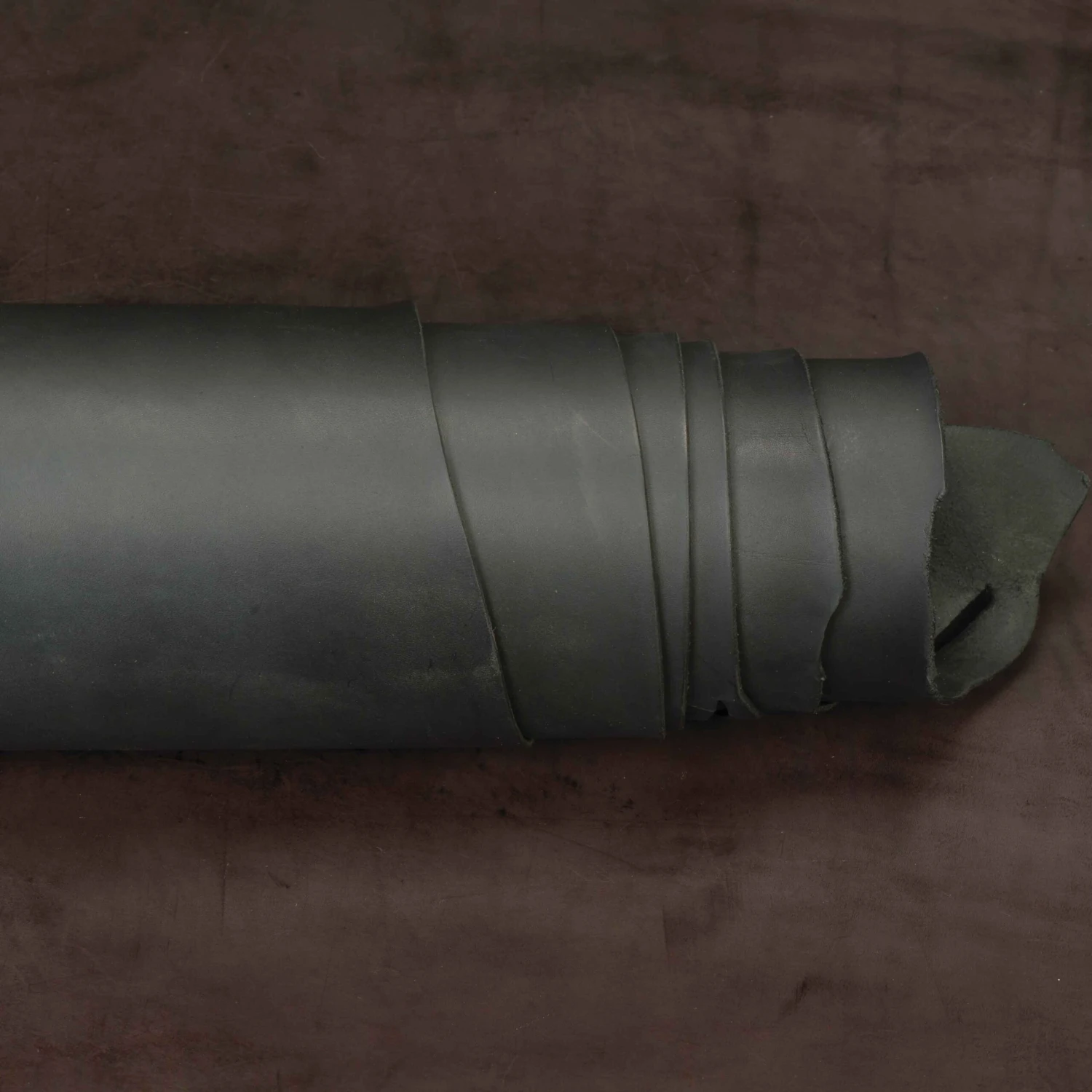 CHAHINLEATHER® Latigo Leather - Image 2