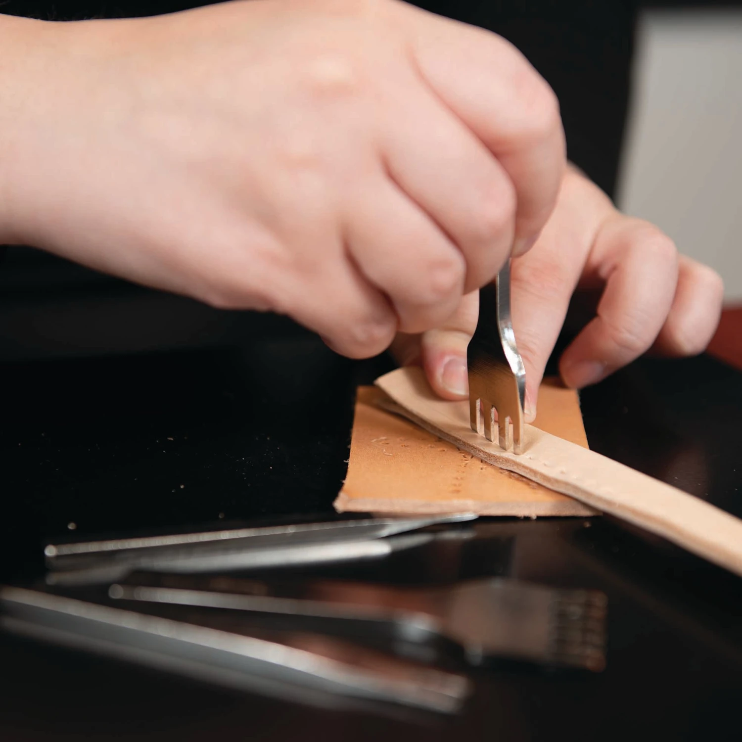 1/8” Flat Chisel Set (4pc) - Image 2